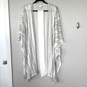Lularoe Savannah kaftan wrap. NEW small medium. Cream and light brown.
